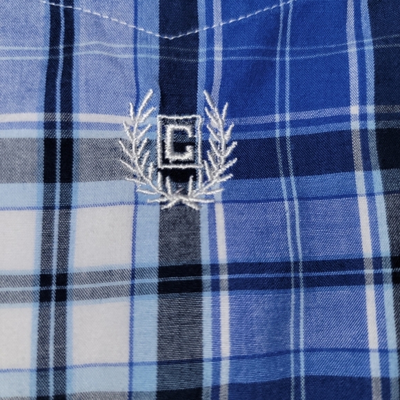 Chaps Blue and White Casual Button Down Shirt Lightweight Plaid - Picture 2 of 4